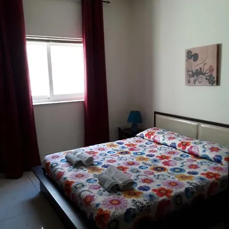 Maltese House Corallo *